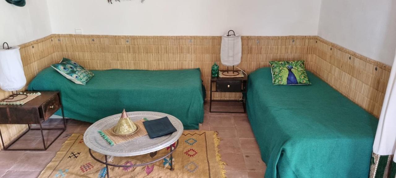 Les Trois Paons Acomodação com café da manhã Tarudante Quarto foto